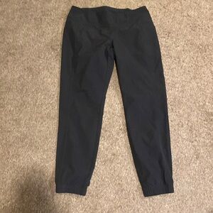 Kuhl joggers